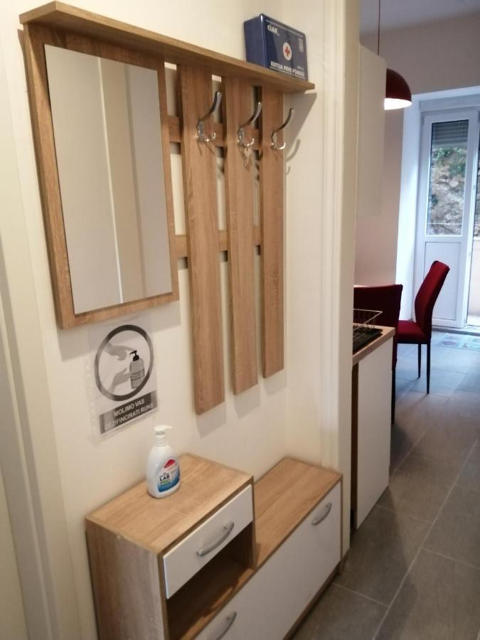 Apartment Aria